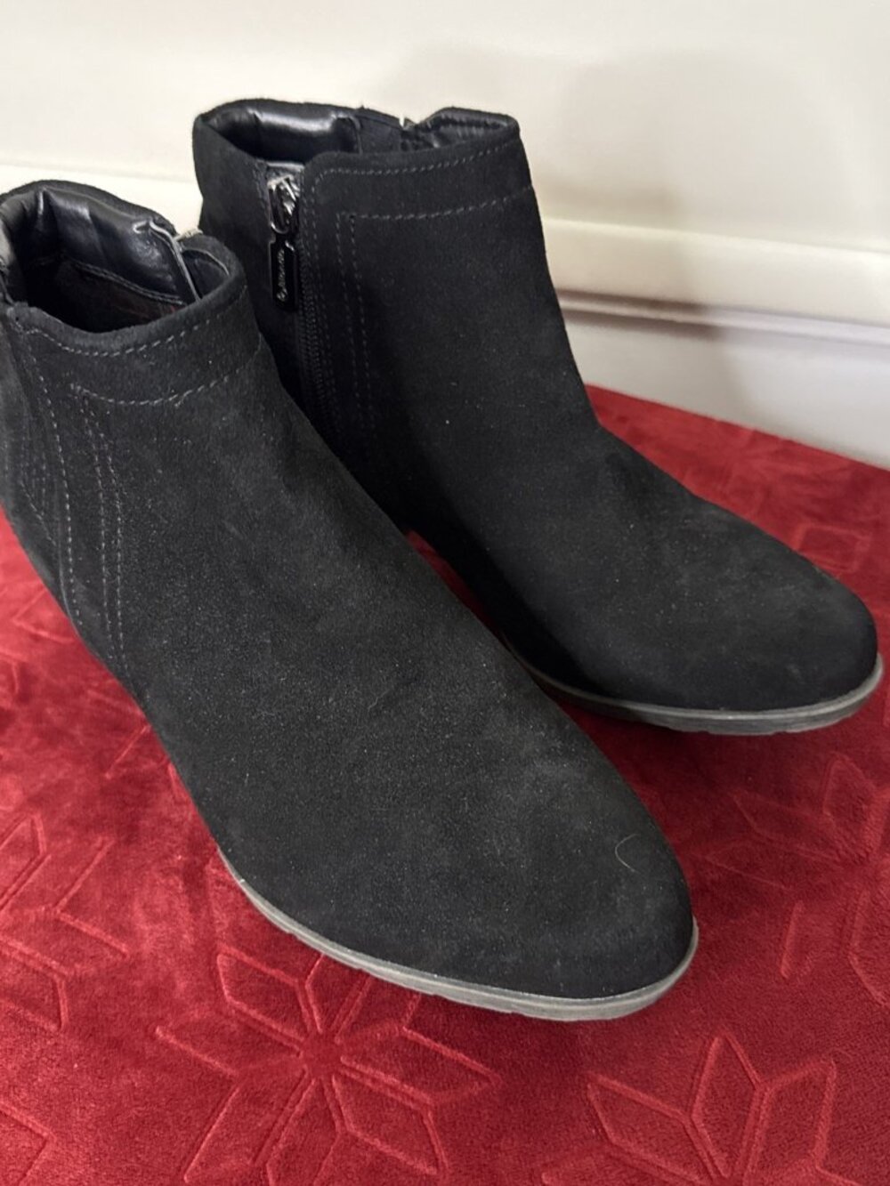 Blondo Womens Valli Boot Size 8.5 Waterproof Black Nubuck Block Low Heel Bootie